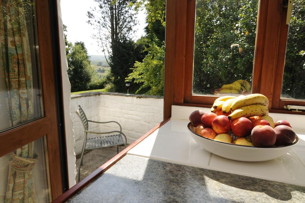 Ghyll Burn Cottage And Barn End Cottage Alston Room photo